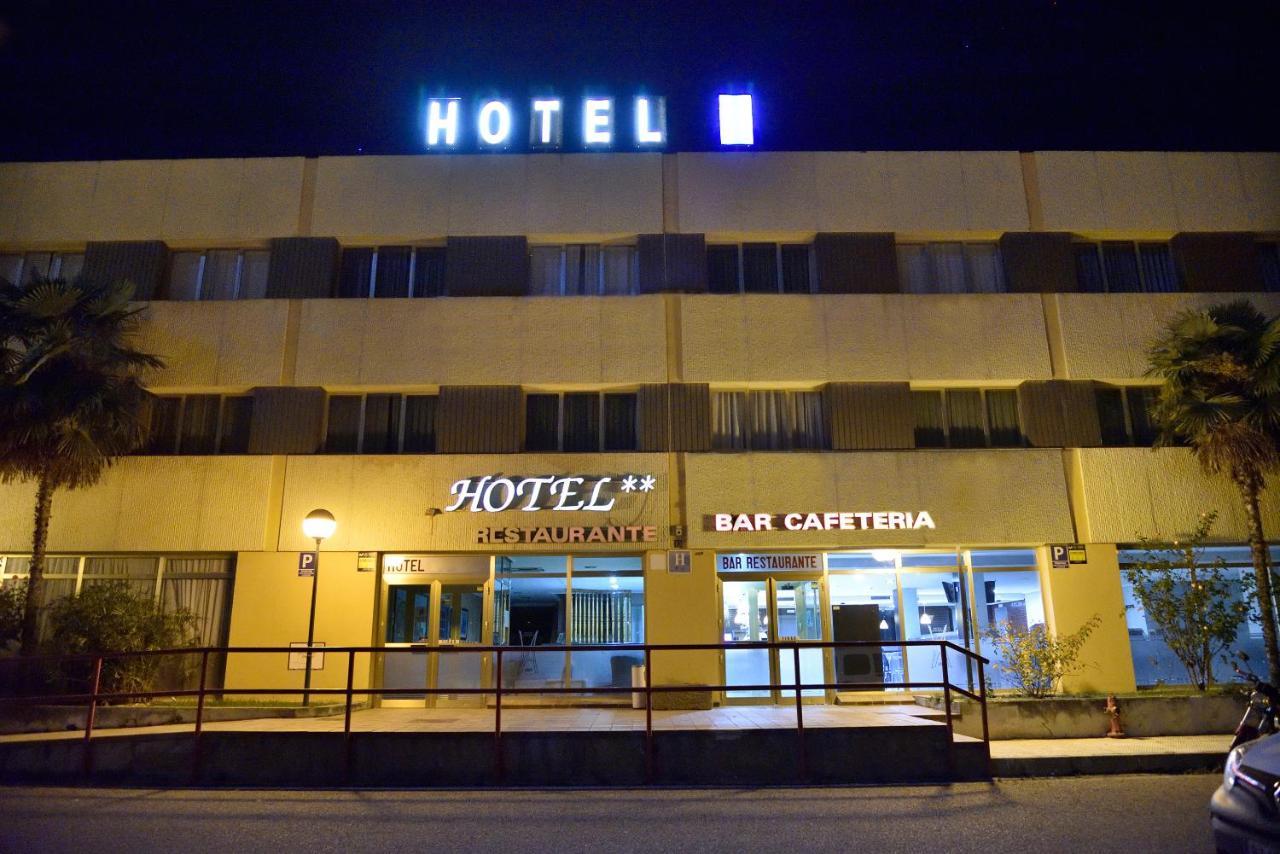 Hotel Sierra De Arcos Andorra Buitenkant foto